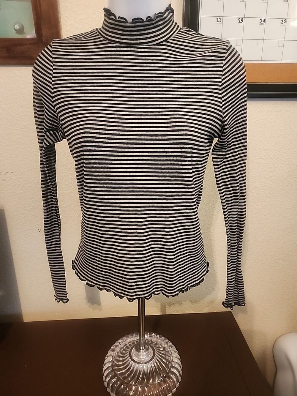 Break Heart Black White Striped Mock Neck Lettuce Trim Long Sleeve Women's M
